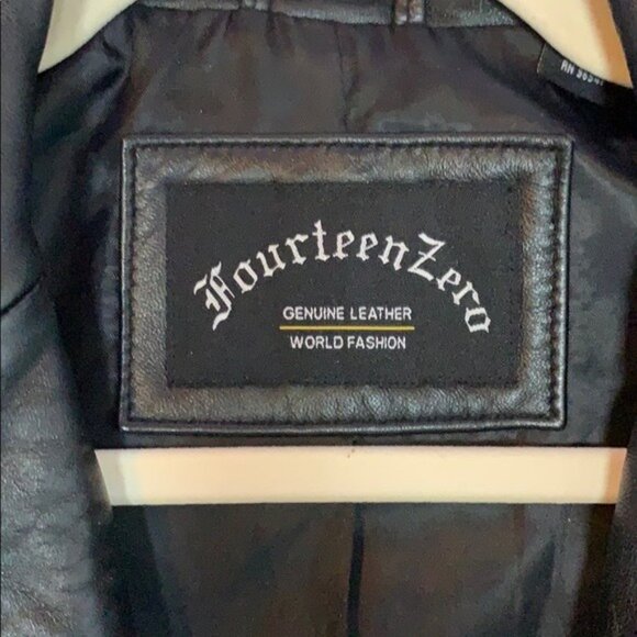 Fourteen Zero Womens Genuine Leather Black Fitted Jacket M Button Front - Picture 2 of 9